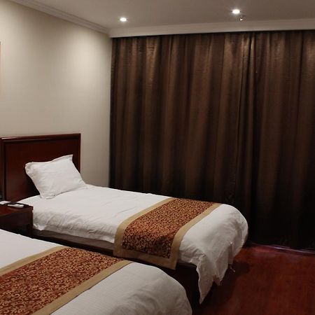 Greentree Inn Zhejiang Ningbo East Baizhuang Rd. Express Hotel Экстерьер фото