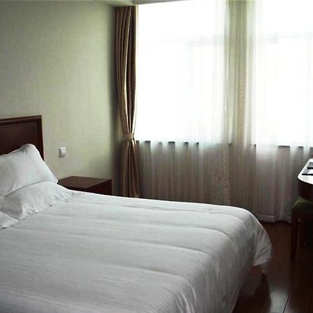 Greentree Inn Zhejiang Ningbo East Baizhuang Rd. Express Hotel Экстерьер фото